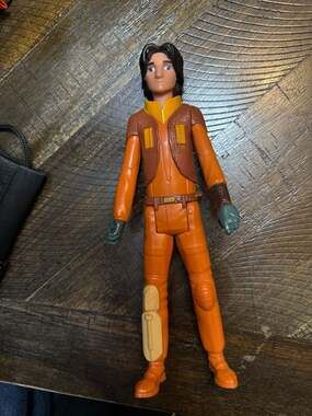 Star Wars Rebels Hero Series Ezra Bridger 10-Inch Action Figure